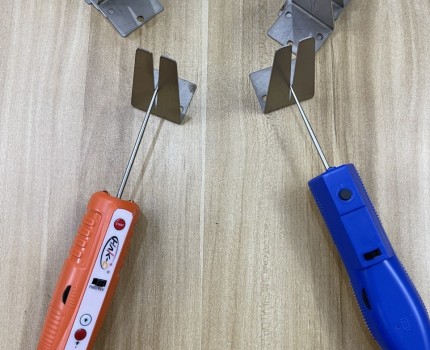 Đế Vuốt Keo, Làm Sạch Keo